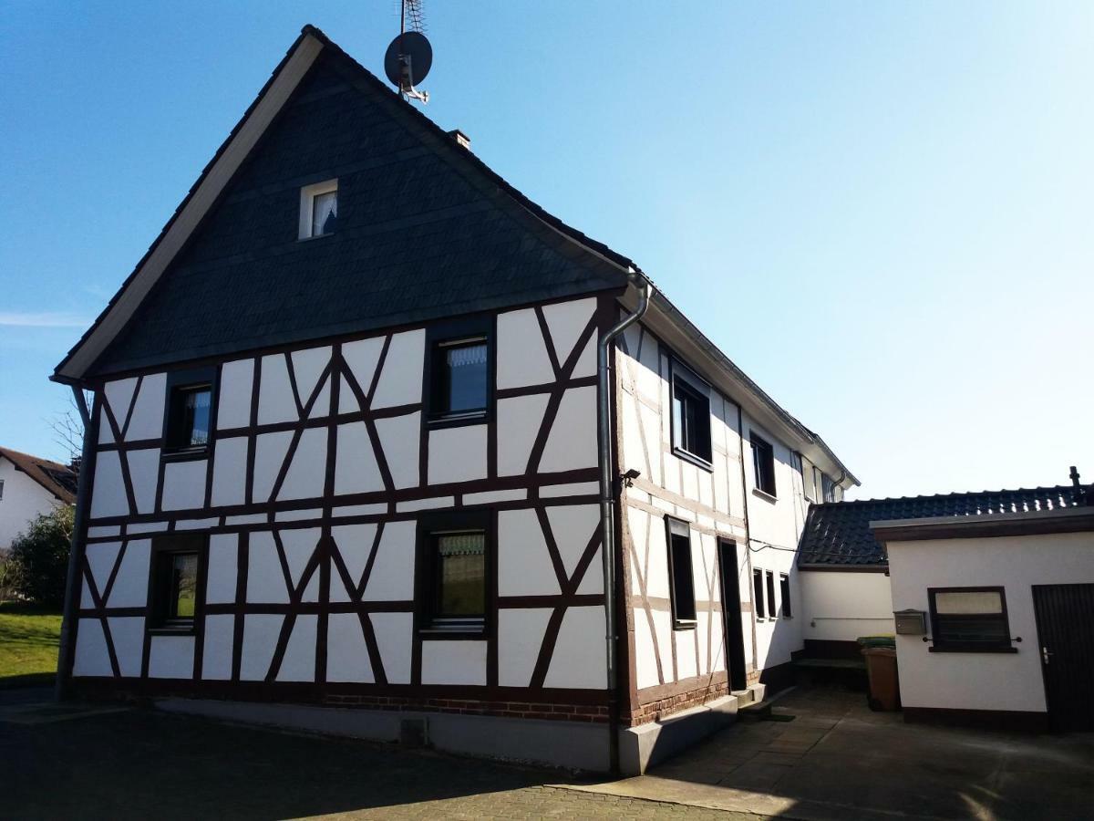 Graefrath Gaestehaus Neunkirchen-Seelscheid Neunkirchen  Dış mekan fotoğraf
